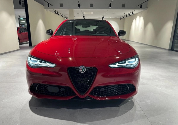 Alfa Romeo Giulia cena 239900 przebieg: 1, rok produkcji 2023 z Gryfów Śląski małe 191